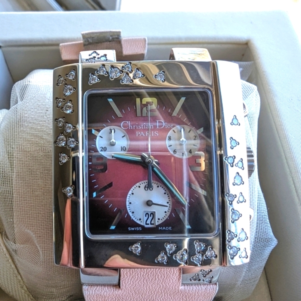 Christian DIOR 43 Diamonds 💎 Oversized Pink Leather 💕 Chronograph Watch